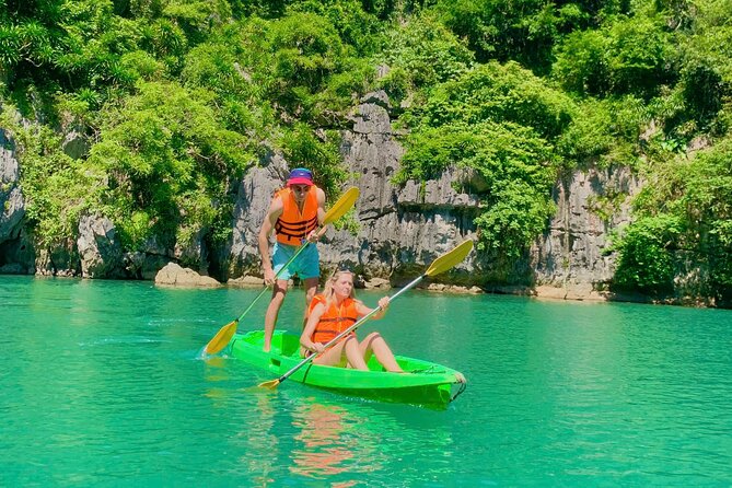 Lan Ha Bay Full Day Boat Tour from Hanoi/ Cat Ba - The pre-dawn Hanoi transfer to Cat Ba