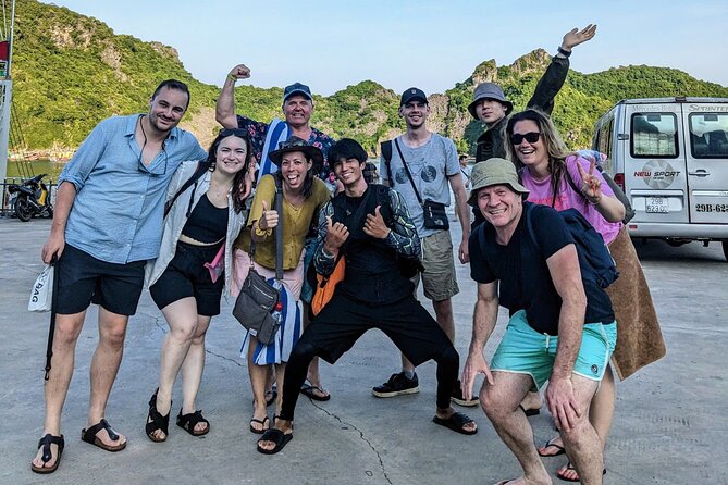 Lan Ha Bay Full Day Boat Tour from Hanoi/ Cat Ba - A fish farm and a closer look at life on the water