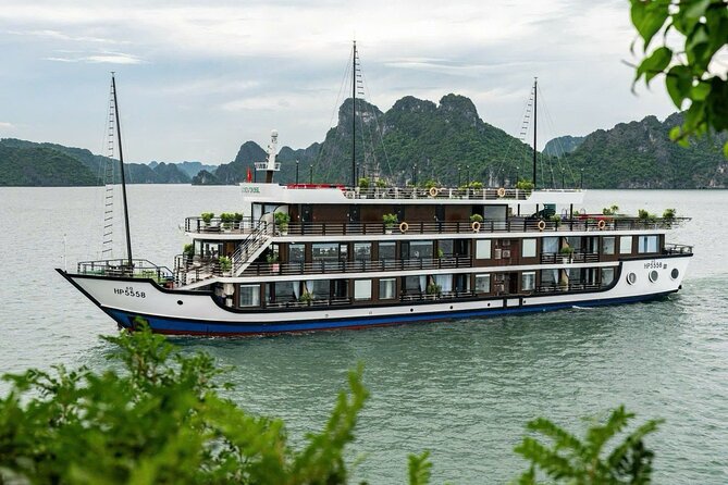 Lan Ha - Ha Long Bay 5Star cruise-Private balcony cabin 2day trip - What $187.96 per person buys you