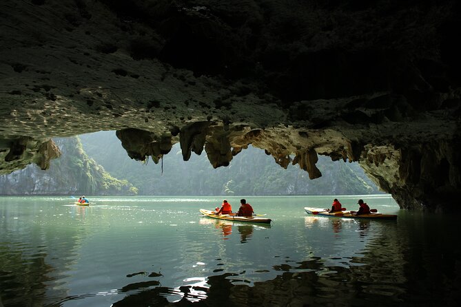 Lan Ha - Ha Long Bay - Dau Be island 2D/1N from Cat Ba in less touristy areas. - Day two: Dau Be Island and the quieter side of Ha Long Bay
