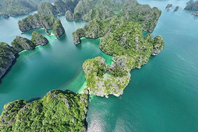 Lan Ha - Ha Long bay with local experts (small group guaranteed) - Southern Ha Long Bay with fewer boats