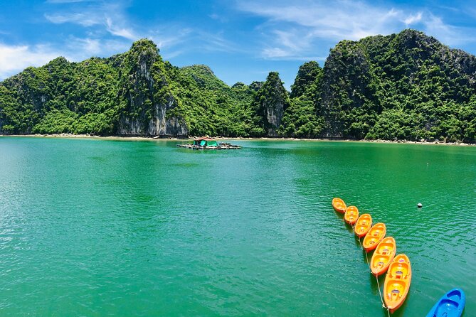 Lan Ha - Ha Long bay with local experts (small group guaranteed) - K.A Cave and Bats Cave by kayak