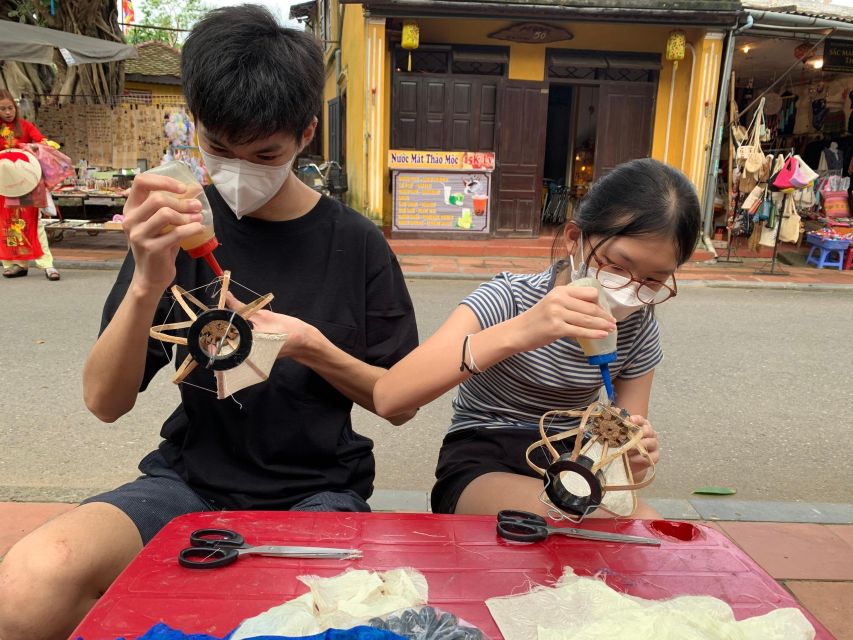 Lantern Making Class With Lynn - Building the bamboo frame from scratch
