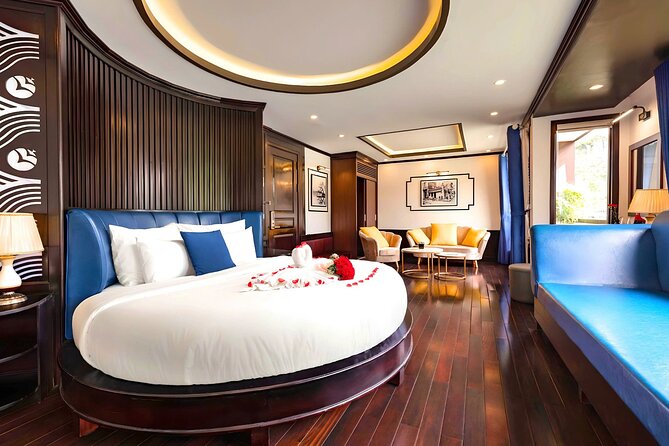 Le Journey Elegance Cruise 5 Star Lan Ha Bay - All Inclusive 2D1N - Evening onboard: meals, cooking, and quiet water