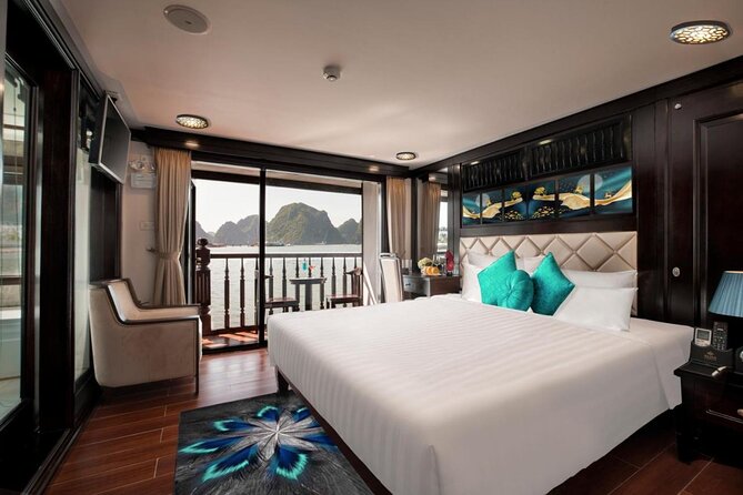 LEADING: All inclusive 3D/2N on cruises in HALONG - many options - Day one on the classic Halong Bay route