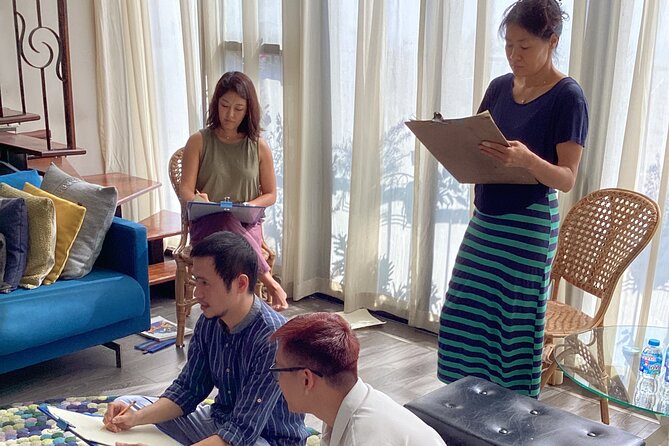 Life Drawing Class - Art Workshop at Art Tutor Hanoi - Why instructor feedback matters