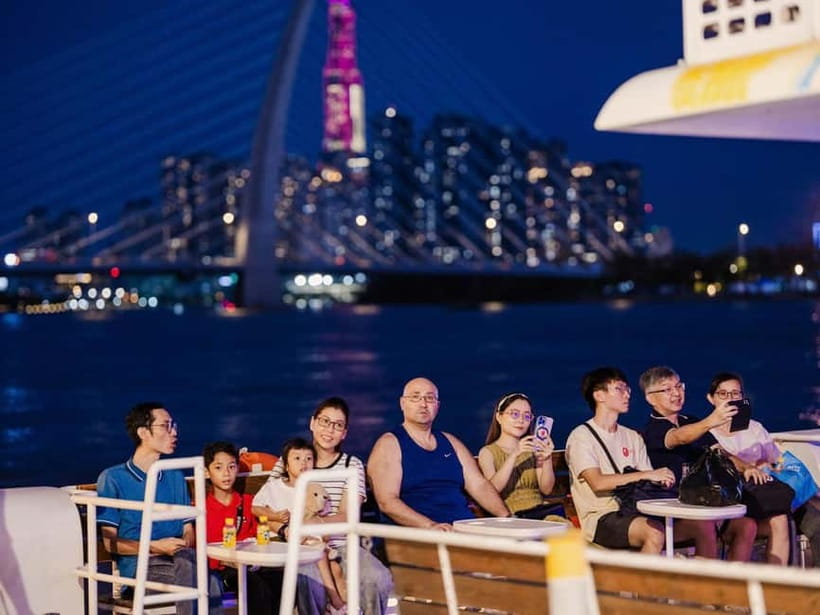 Lively Saigon River Sightseeing Cruise + Guided Walking Tour - Choosing between lower deck, upper deck, and boutique seating