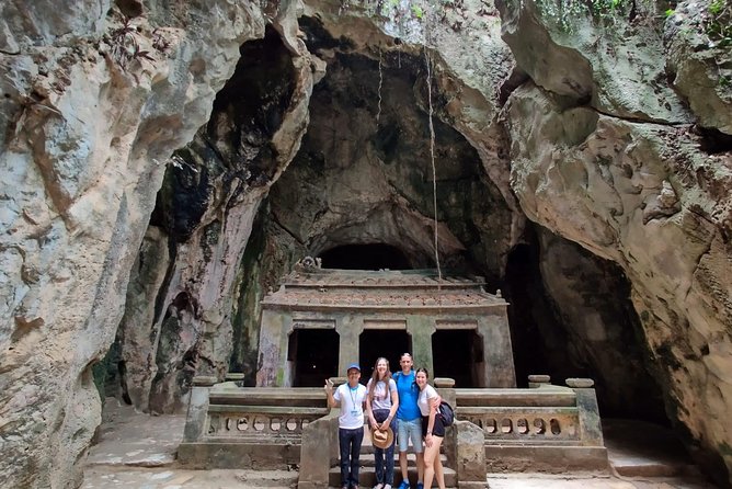 LOVELY PILGRIMS to MARBLE MOUNTAIN & DRAGON BRIDGE & LADY BUDDHA - Key points to know before booking