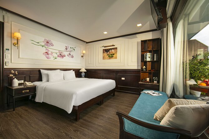 Luxury Cruise 5 star Top Tier Lan Ha bay 2D1N/ 3D2N - Leaving Hanoi between 8:15 and 8:45
