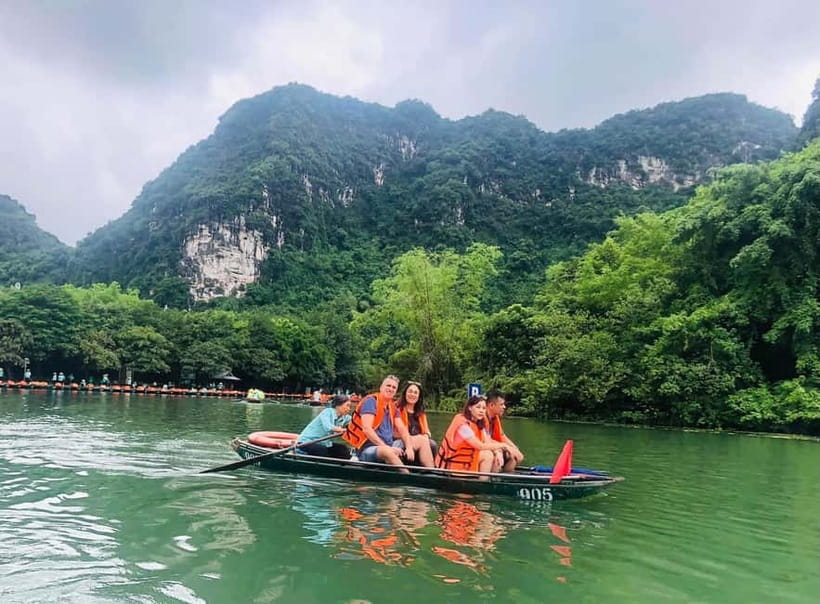 Luxury Limousine Tour: Hoa Lu, Trang An/Tam Coc & Mua Cave - Trang An by boat, where the day slows down