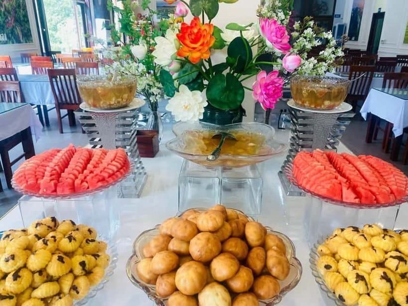 Luxury Limousine Tour: Hoa Lu, Trang An/Tam Coc & Mua Cave - Who should choose this tour?