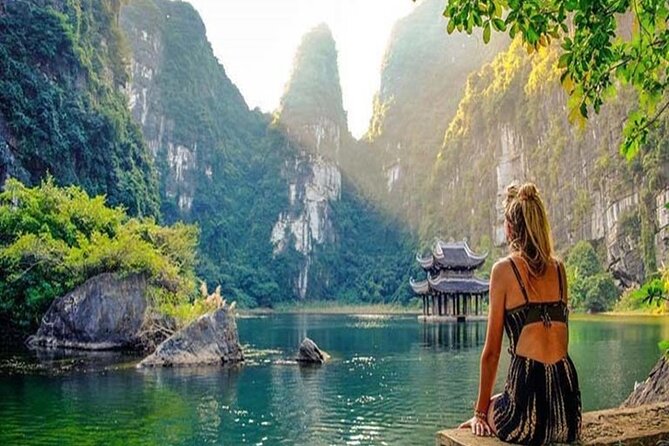 Luxury Ninh Binh Tour to Tam Coc, Mua Cave, Bich Dong Pagoda - Bich Dong Pagoda and the quieter side of Ninh Binh