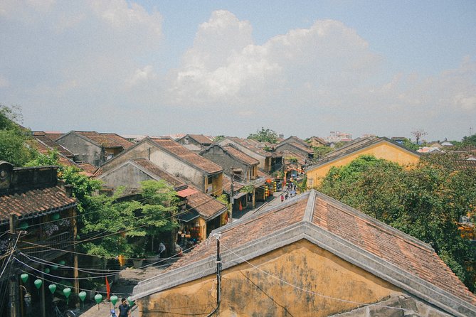 Marble Mountains - Hoi An Ancient Town Sunset Daily Ingroup Tour - Forty-five minutes at the night market