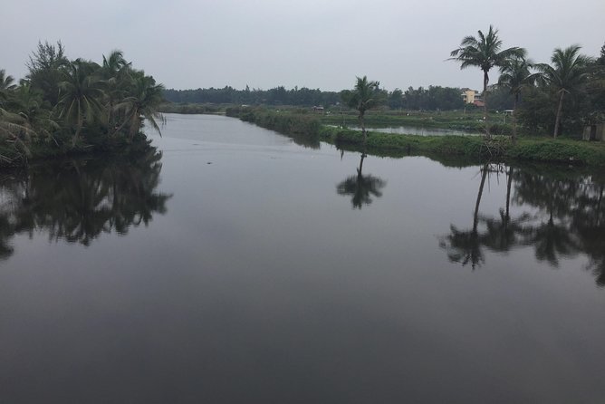 Marble Mountains & Hoian Walking Tour - Why this half-day outing works well