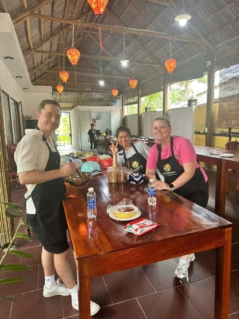 Market Tour, Basket Boat Ride & Cooking Class by Hangcoconut - What This Hangcoconut Experience Is Really Like