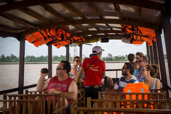 Mekong Delta 2-Day Tour: Floating Markets & Cultural Exploration - Day 1: From Ho Chi Minh City to Cai Be