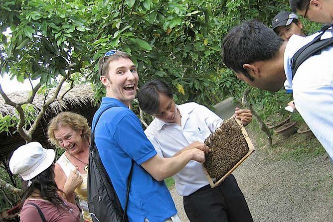 Mekong Delta 4 Islands, TukTuk, Boat, Try Khot Cake Local Cooking - Motorboat First, Then the Narrow Canals