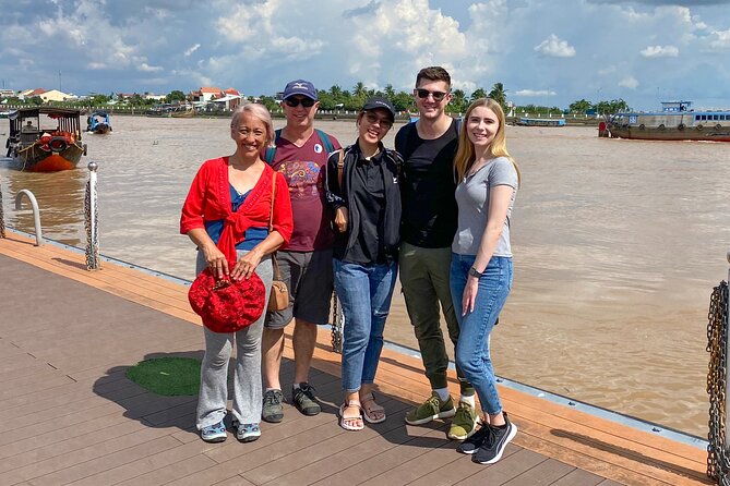 Mekong Delta and Cu Chi Tunnels Full-Day Excursion - Inside the Cu Chi Tunnels