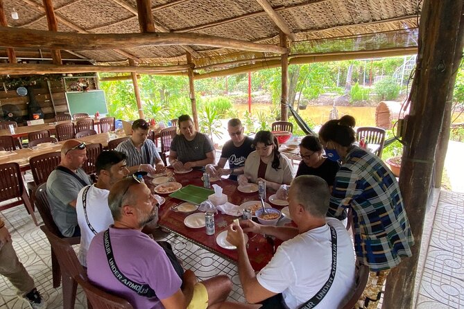 Mekong Delta Homestay Explore Nature 2-Day Family Tiny Garden - One hour with disadvantaged children