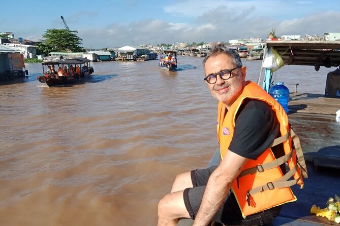Mekong Delta in One Day Guided Sightseeing Tour - Vinh Trang Temple, Tien Giang’s grand opening stop