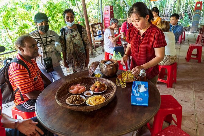 Mekong Delta tour: Ben Tre 1 day by DGT - Choosing between the xe loi and bicycle