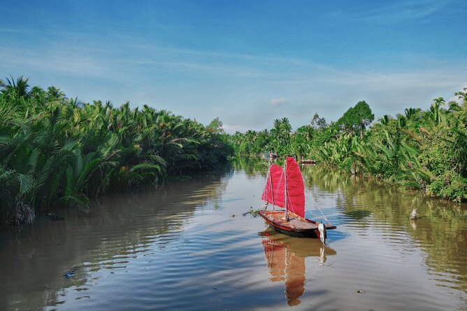 Mekong Zigzag Full Day tour: Scooter, Sailboat, Food (HCM-BenTre) - Sailing along a Mekong tributary