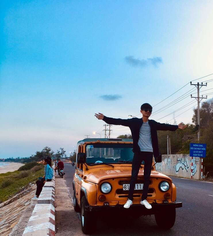 Mui Ne: Sunrise or Sunset Jeep Tour & Quad Bike With Driver - Walking the Fairy Stream
