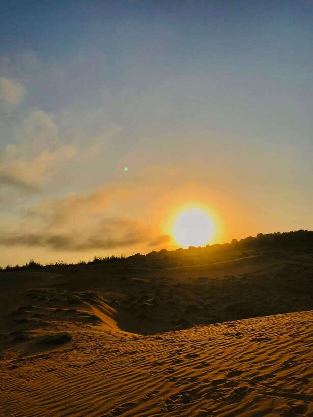 Mui Ne: Sunrise or Sunset Jeep Tour & Quad Bike With Driver - Choosing sunrise or sunset in Mui Ne