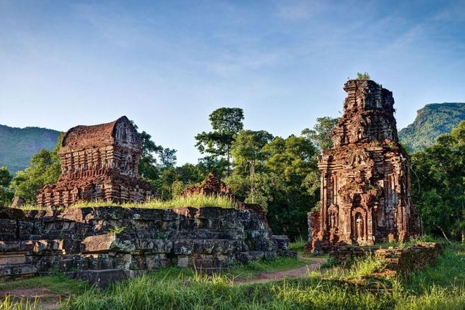 My Son Sanctuary and cruise trip from Hoi An/ Da Nang - The guides make the difference