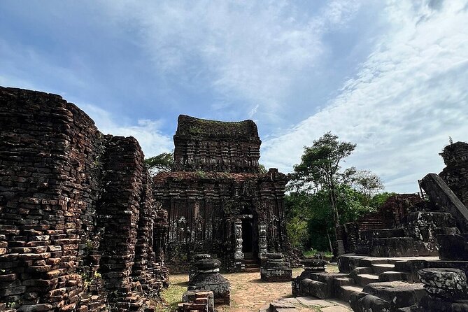 My Son Sanctuary and Hoi An Walking Tour - Guides Make or Break This Day