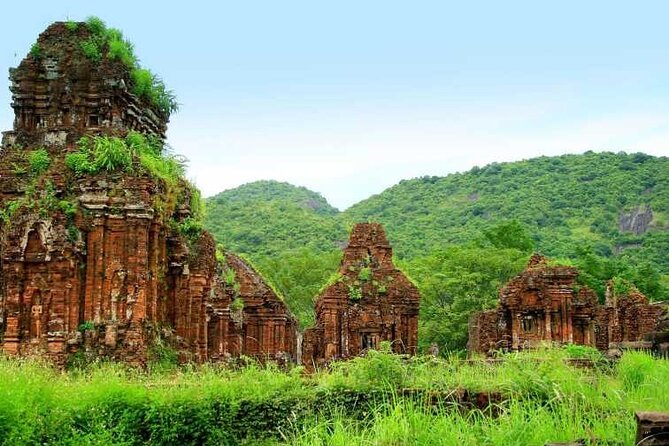 My Son Sanctuary Half-Day Private Guided Tour- Early Tour - The traditional Cham dance performance