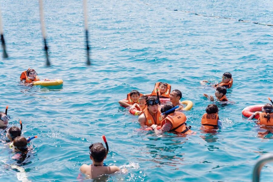 Nha Trang: Hopping Tour, Snorkeling, Boat Party, & BBQ Lunch - How good is the value at $28?