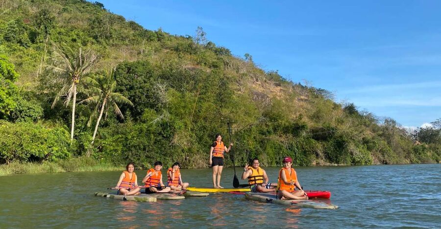 Nha Trang: Stand-up Paddleboard Sunset Tour - Getting Back Onto Land