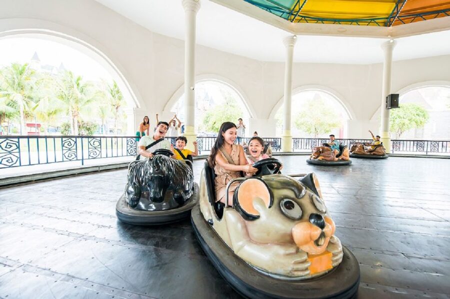 Nha Trang: VinWonders Entry Ticket with Optional Cable Car - A 62-Hectare Park That Needs a Plan