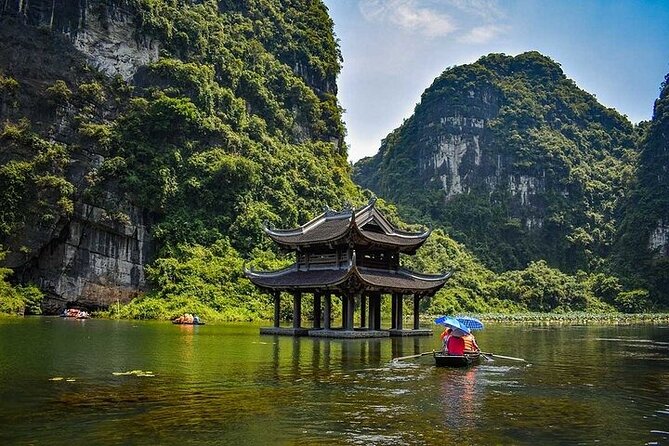 Ninh Binh 1 day Hoa Lu Trang An with Dragon Mountain Hiking - Trang An’s three-hour boat journey