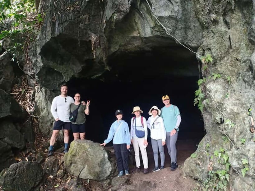 Ninh Binh: Cuc Phuong Jungle Hike & Wildlife Day Trip - Lunch inside the forest
