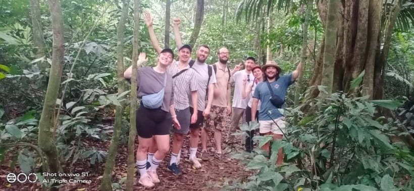 Ninh Binh : Cuc Phuong National Park One Day Group Tour - Lunch before the longer forest walk