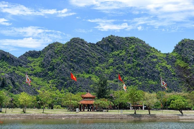Ninh Binh Daily Tour: Hoa Lu- Am Tien Cave - Tam Coc- Bike - Bich Dong pagoda - Why This Ninh Binh Day Trip Works From Hanoi