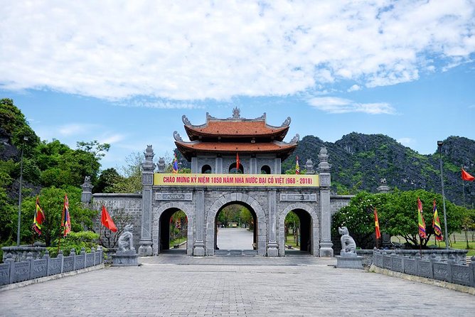 Ninh Binh Daily Tour: Hoa Lu- Am Tien Cave - Tam Coc- Bike - Bich Dong pagoda - Hoa Lu: Vietnam’s First Capital