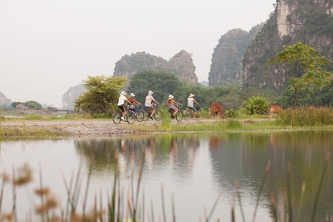 Ninh Binh Day Tour To Visit Hoa Lu - Trang An/Tam Coc - Mua Cave - The guides are a major part of the value