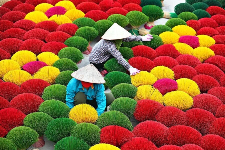 Ninh Binh From Hanoi Via Incense Village Small Group of 9 - Starting in Hanoi’s Old Quarter