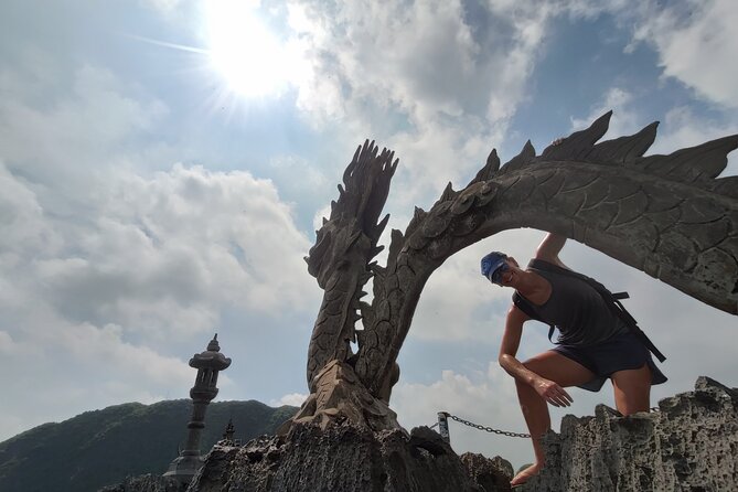 Ninh Binh Full-Day Small Group of 9 Guided Tour from Hanoi - Mua Cave and the climb to the viewpoint