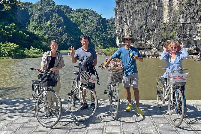 Ninh Binh Full Day Tour with Hoa Lu, Tam Coc and Mua Cave - The 500 Steps at Mua Cave