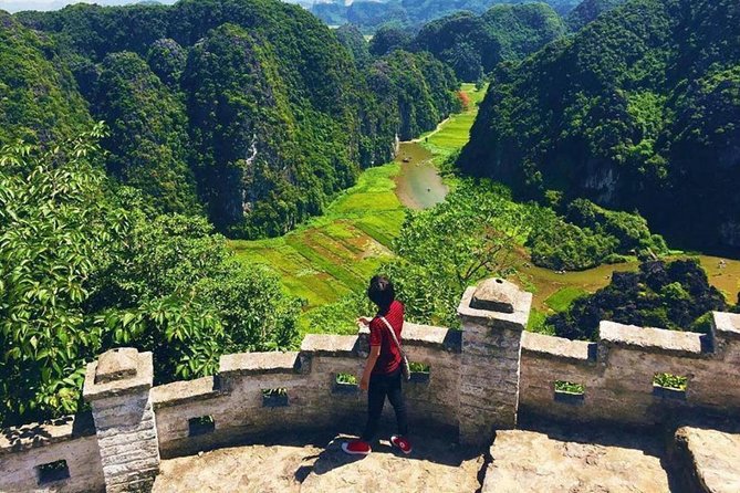 Ninh Binh Full-Day Trip to Trang An Mua Cave Hoa Lu Buffet Lunch - Why this day trip works from Hanoi