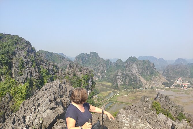 Ninh Binh Group Tour of 11 from Hanoi via Mua Cave Tam Coc Hoa Lu - Why Ninh Binh works as a day trip from Hanoi
