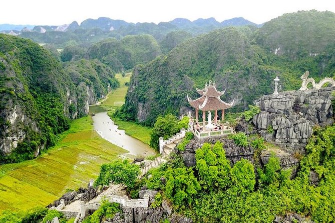 Ninh Binh Highlights Hoa Lu/Bai Dinh-Trang An/ Tam Coc- Mua Cave - Lunch, guiding, and the practical middle of the day
