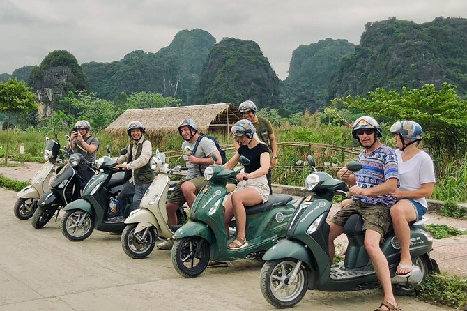 Ninh Binh HIGHTLIGHT & HIDDEN GEM Tour From Hanoi: Skip-The-Line - Bich Dong Pagoda in the mountain