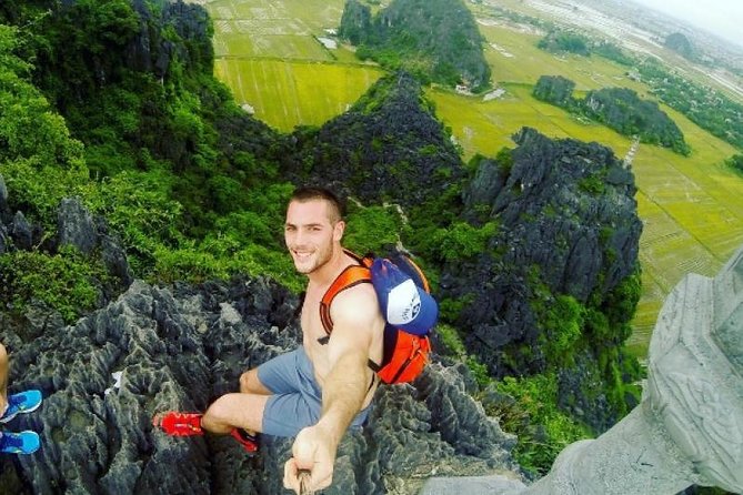 Ninh Binh Private Day Tour: Mua Cave, Tam Coc, Hoa Lu All Include - Mua Cave and the climb for the big view