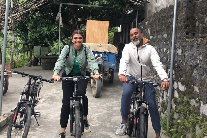 Ninh Binh Private Tour to Mua Cave Trang An Grottoes From Hanoi - Cycling through Tam Coc and visiting a farmer’s home