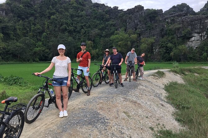 Ninh Binh Private Tour to Mua Cave Trang An Grottoes From Hanoi - The two-hour sampan trip through Trang An